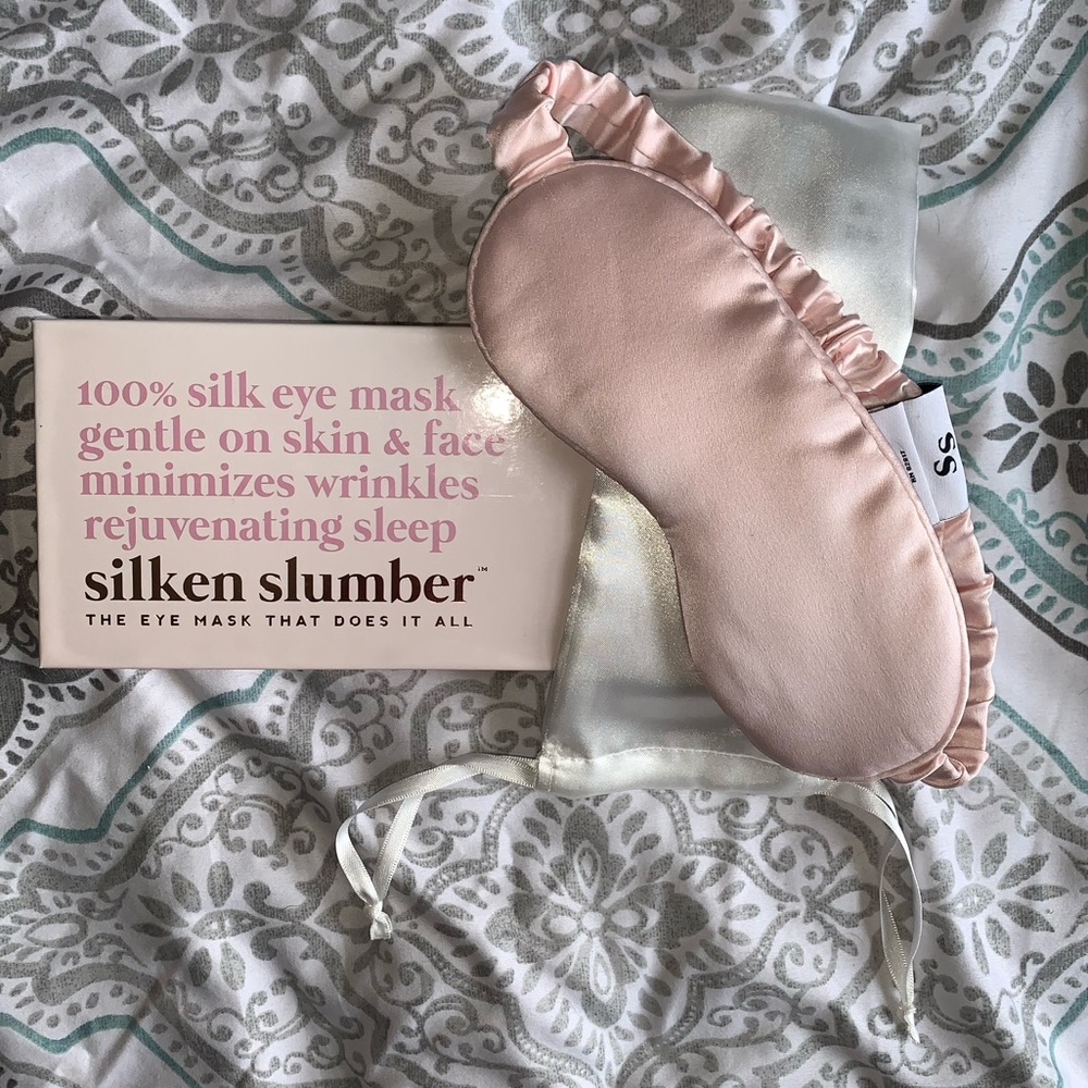 NWB Silken Slumber 100% Silk Eye Mask